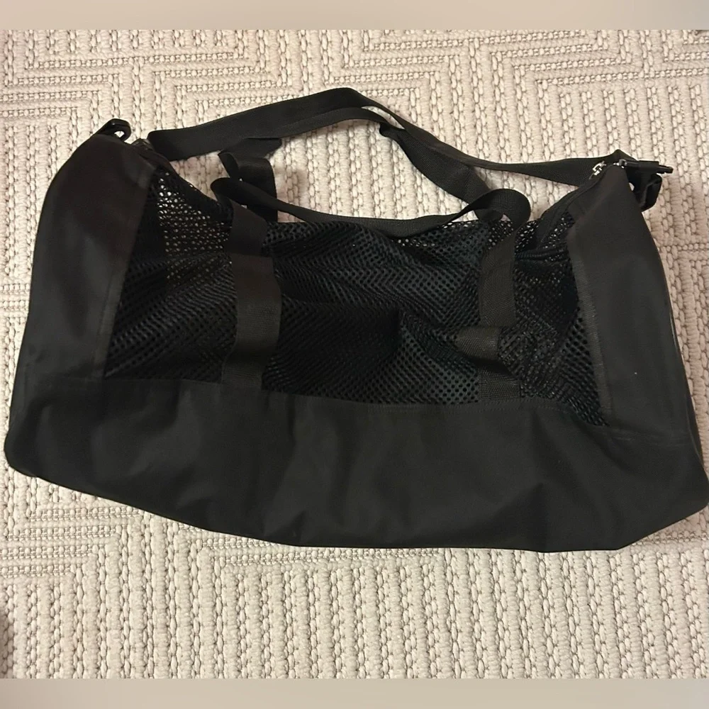 Joon Rhee Unisex Black Martial Arts/Gym Bag W/ Yellow Detailing